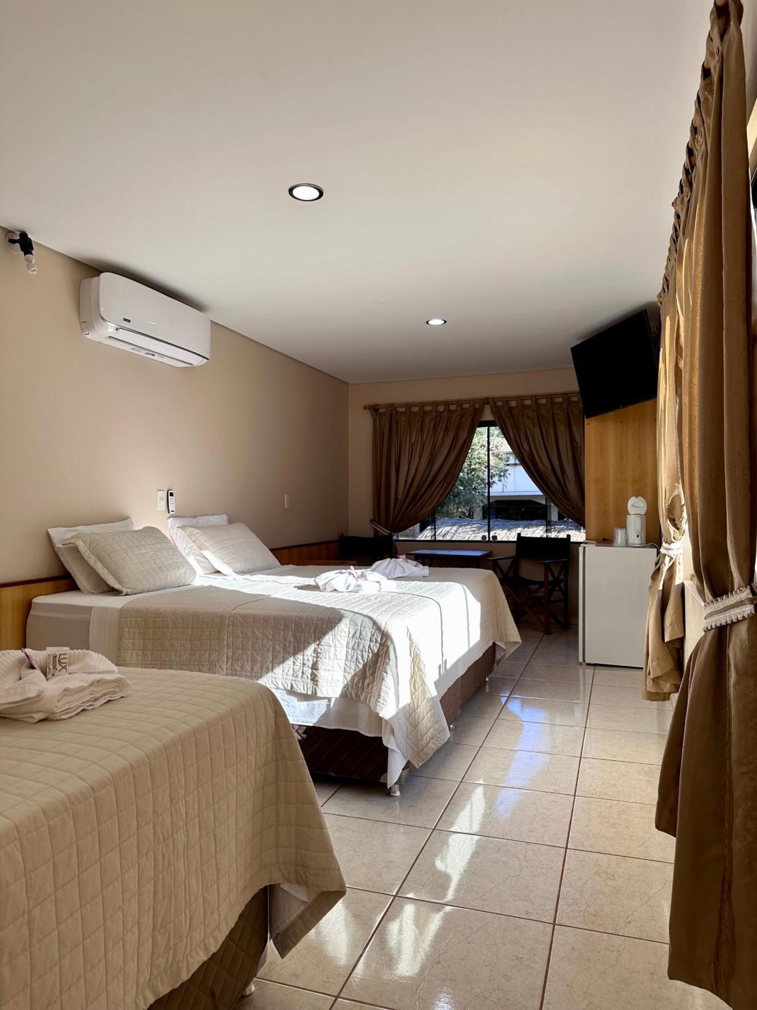 Parque Hotel Manantial Hohenau Eksteriør bilde