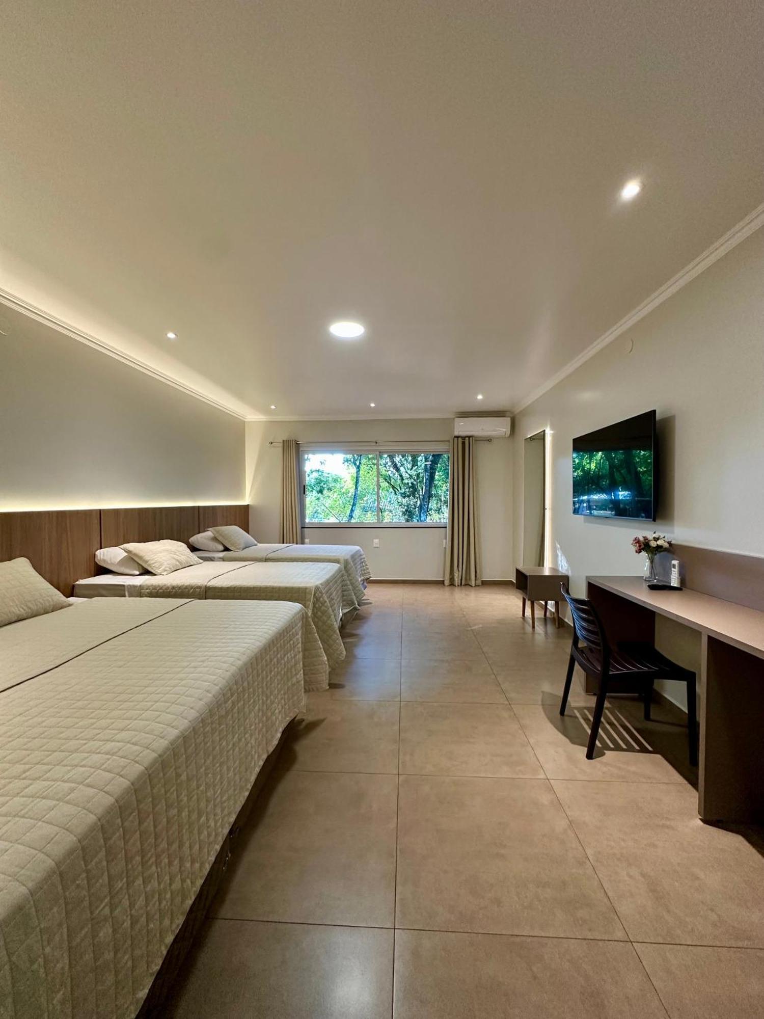 Parque Hotel Manantial Hohenau Eksteriør bilde